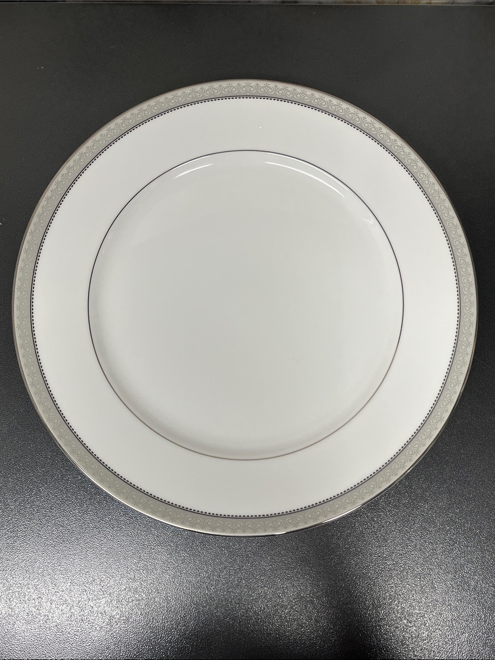 Mikasa Platinum Crown Porcelain Buffet Platter with Silver Rim